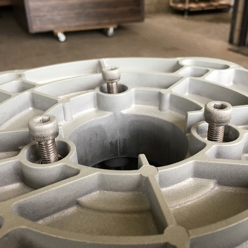 ④すべての穴にネジを設定